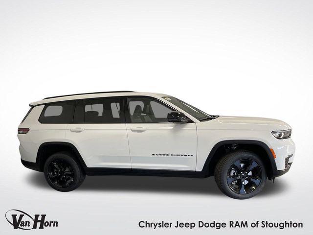 new 2025 Jeep Grand Cherokee L car, priced at $52,100