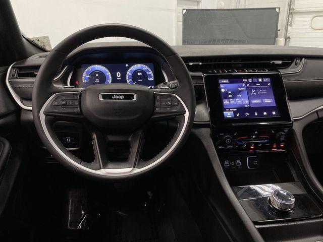used 2024 Jeep Grand Cherokee car, priced at $36,999