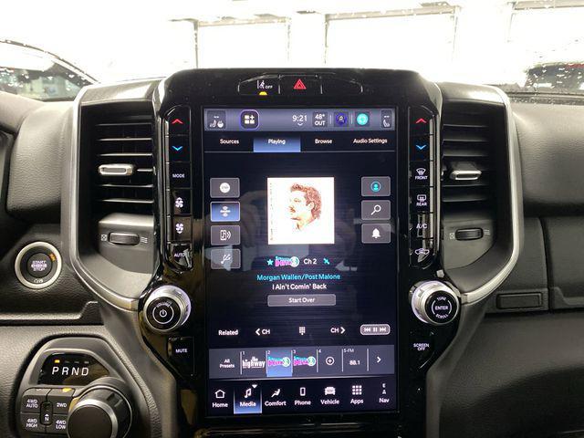 new 2025 Ram 1500 car, priced at $43,747