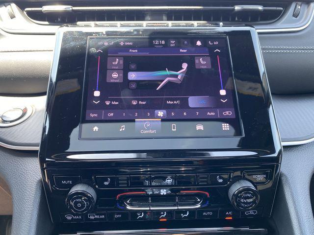 new 2025 Jeep Grand Cherokee L car, priced at $40,172