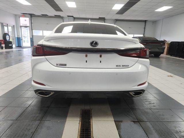 used 2019 Lexus ES 350 car, priced at $28,252