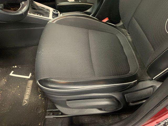 used 2022 Hyundai Venue car, priced at $18,900