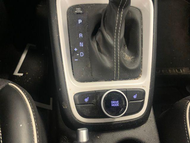 used 2022 Hyundai Venue car, priced at $18,900