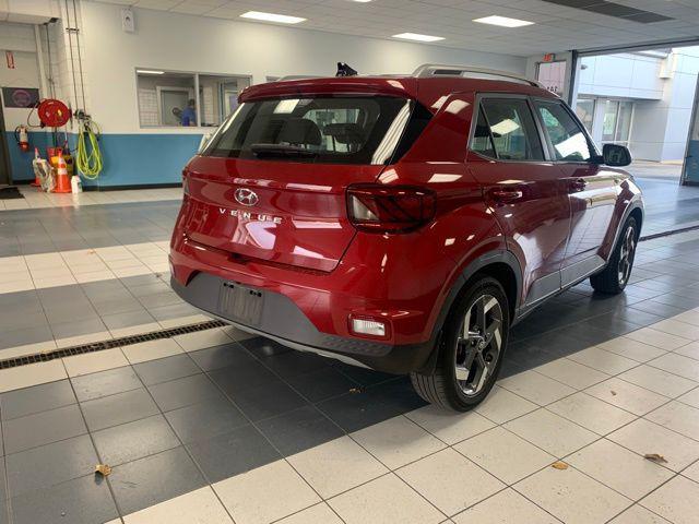 used 2022 Hyundai Venue car, priced at $18,900