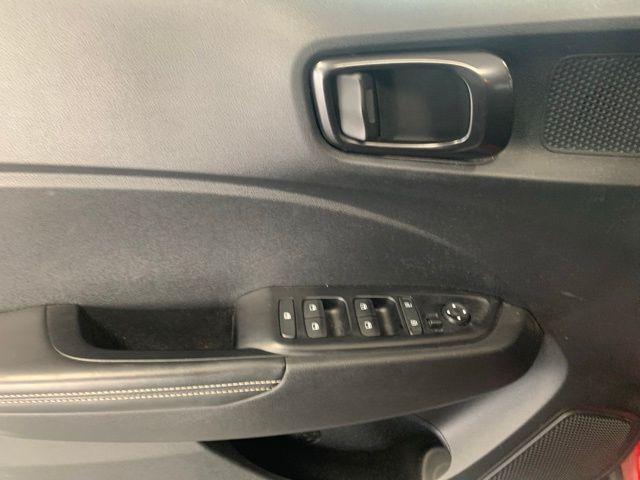 used 2022 Hyundai Venue car, priced at $18,900