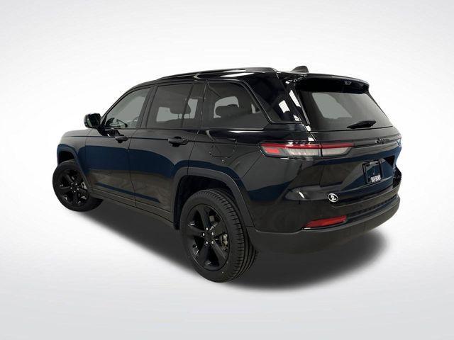 used 2023 Jeep Grand Cherokee car, priced at $29,000