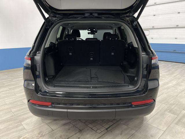 used 2023 Jeep Grand Cherokee car, priced at $29,000