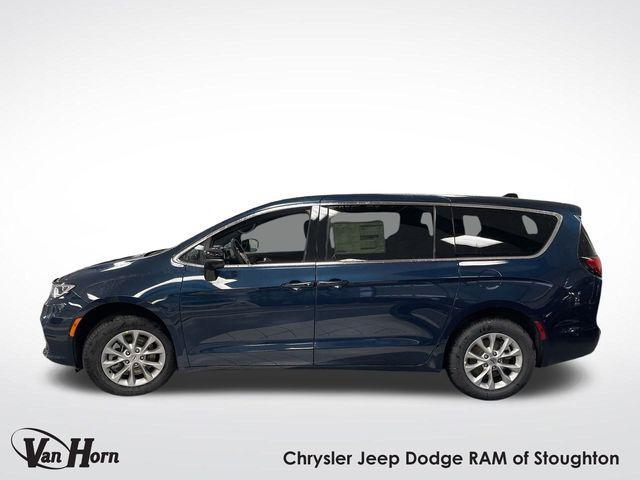 new 2025 Chrysler Pacifica car, priced at $46,497