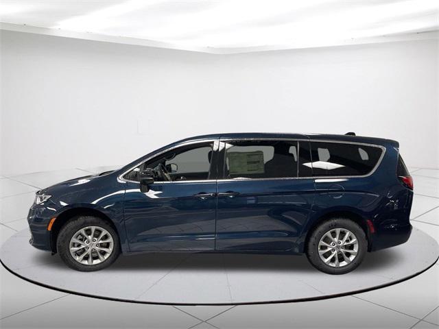 new 2025 Chrysler Pacifica car, priced at $47,810