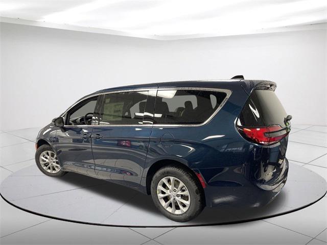 new 2025 Chrysler Pacifica car, priced at $47,810