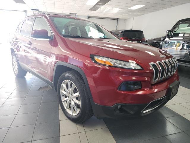 used 2015 Jeep Cherokee car, priced at $11,999