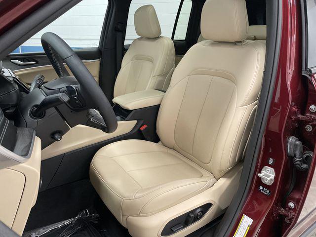 used 2024 Jeep Grand Cherokee car, priced at $39,649