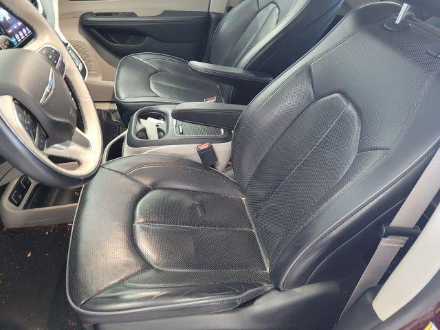 used 2018 Chrysler Pacifica Hybrid car, priced at $15,400