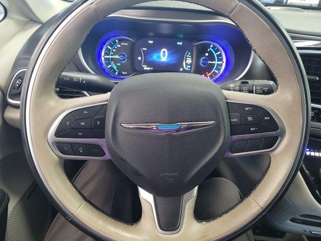 used 2018 Chrysler Pacifica Hybrid car, priced at $15,400