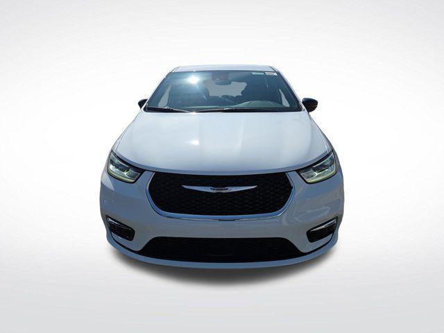 new 2026 Chrysler Pacifica car, priced at $41,179