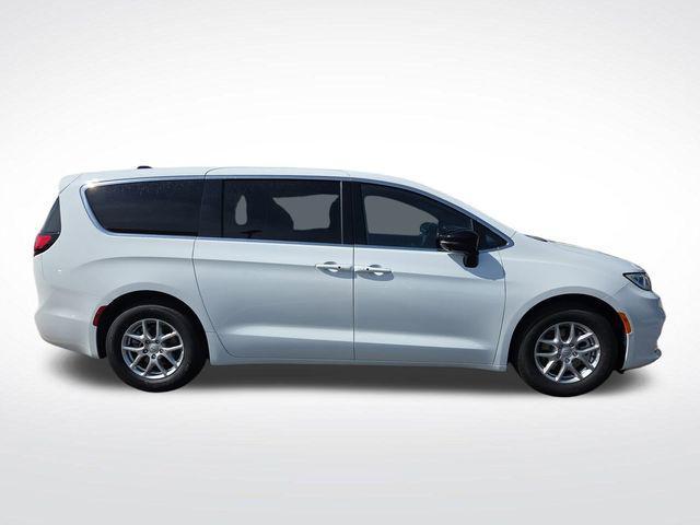 new 2026 Chrysler Pacifica car, priced at $41,179