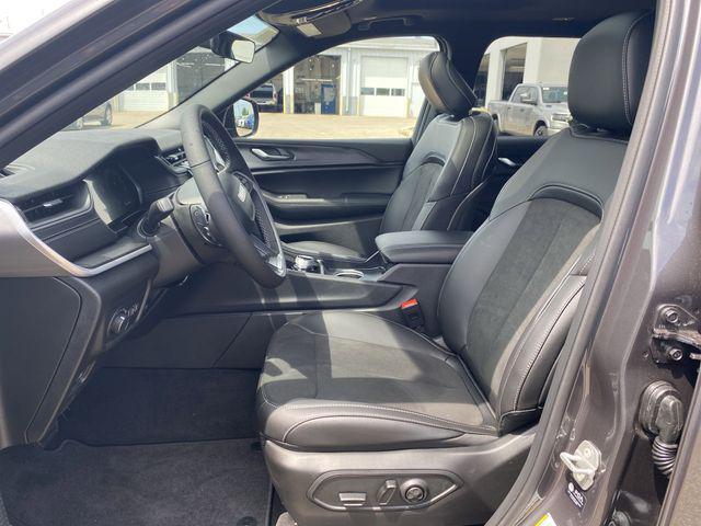 new 2025 Jeep Grand Cherokee L car, priced at $41,159