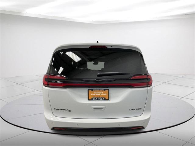 used 2023 Chrysler Pacifica car, priced at $38,467