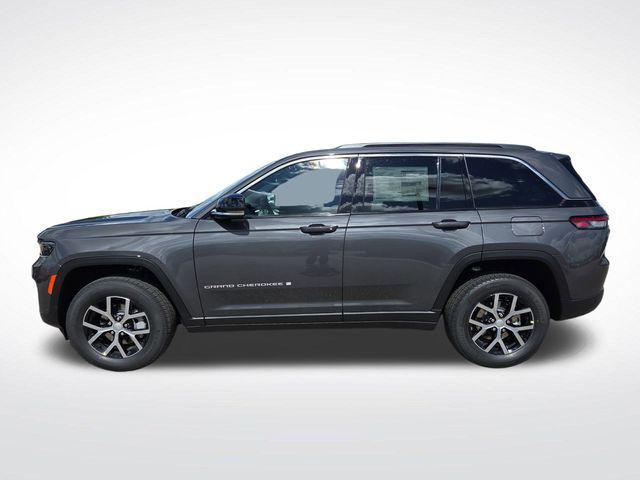 new 2025 Jeep Grand Cherokee car, priced at $47,725