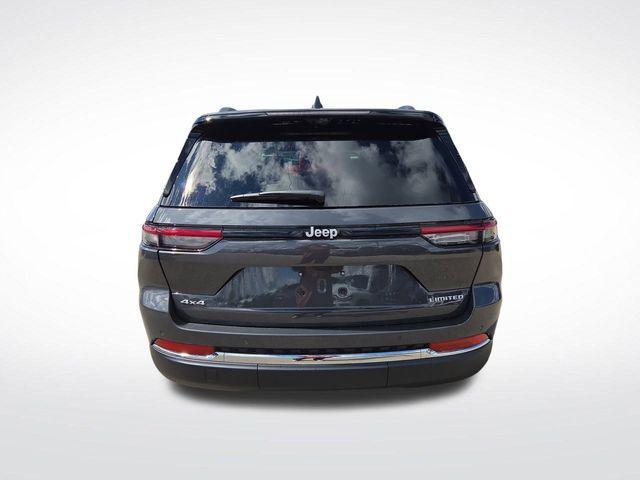 new 2025 Jeep Grand Cherokee car, priced at $47,725