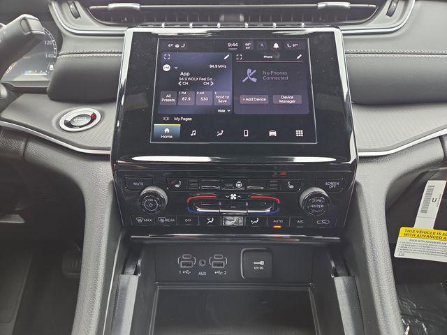 new 2025 Jeep Grand Cherokee car, priced at $43,287