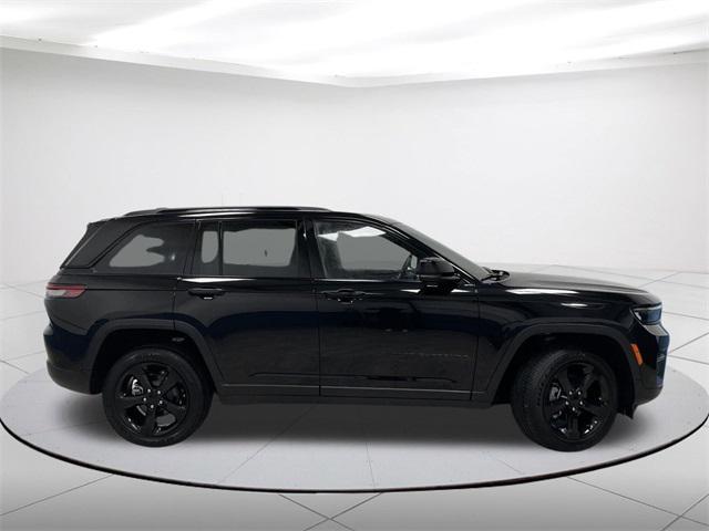 used 2023 Jeep Grand Cherokee car, priced at $35,994