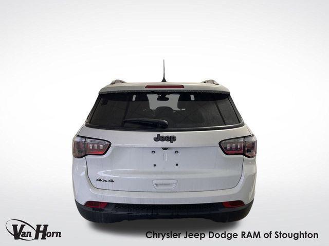 new 2025 Jeep Compass car, priced at $32,300