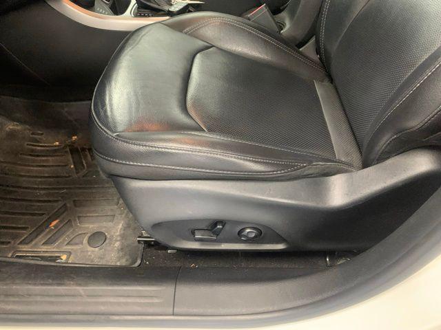 used 2019 Jeep Compass car, priced at $18,148