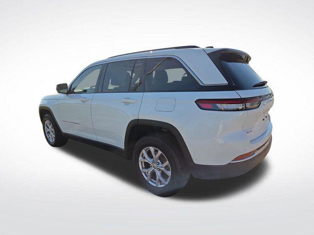 used 2022 Jeep Grand Cherokee car, priced at $29,923