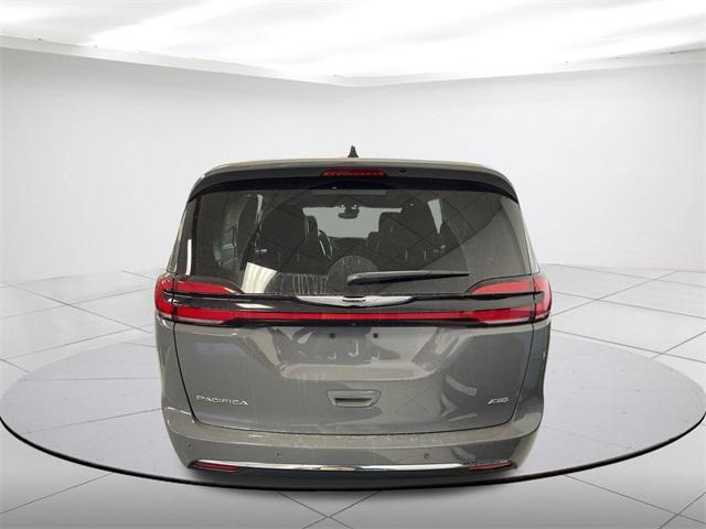 new 2025 Chrysler Pacifica car, priced at $47,810