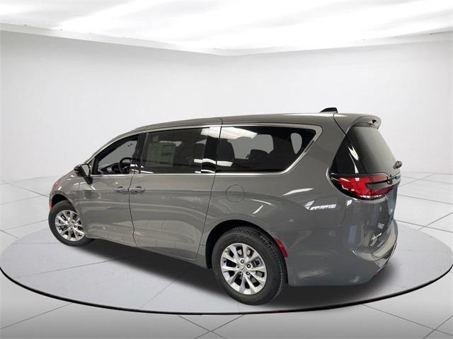 new 2025 Chrysler Pacifica car, priced at $47,810