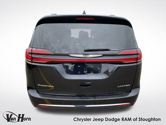 used 2023 Chrysler Pacifica car, priced at $30,517