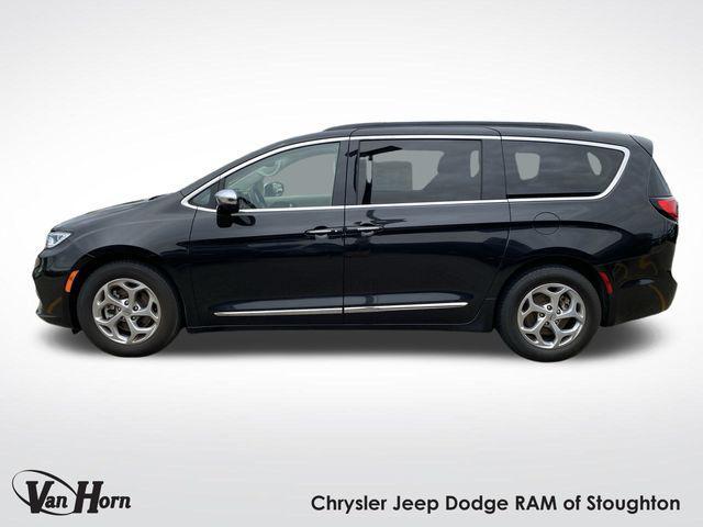 used 2023 Chrysler Pacifica car, priced at $30,517