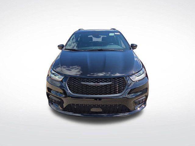 new 2026 Chrysler Pacifica car, priced at $55,600