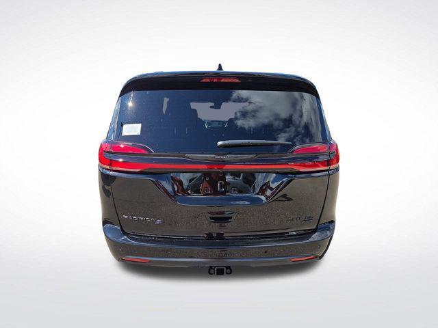 new 2026 Chrysler Pacifica car, priced at $55,600