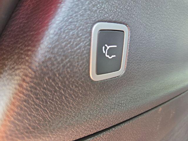 new 2026 Chrysler Pacifica car, priced at $55,600