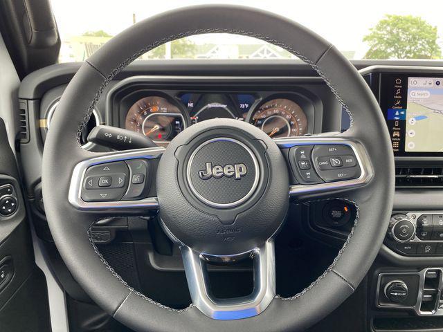 new 2025 Jeep Wrangler car, priced at $49,108
