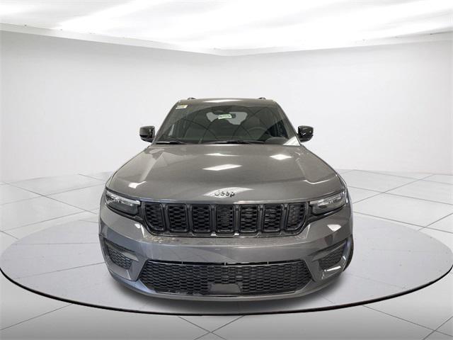 new 2025 Jeep Grand Cherokee car, priced at $44,838