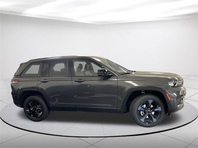 new 2025 Jeep Grand Cherokee car, priced at $44,838