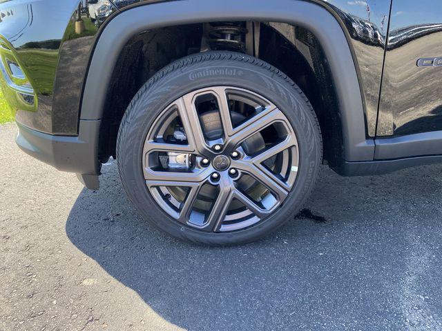 new 2025 Jeep Compass car, priced at $35,216