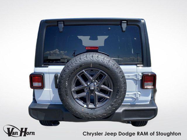 new 2025 Jeep Wrangler car, priced at $41,244