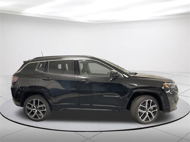 new 2025 Jeep Compass car, priced at $41,300