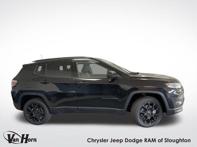 new 2025 Jeep Compass car, priced at $31,000