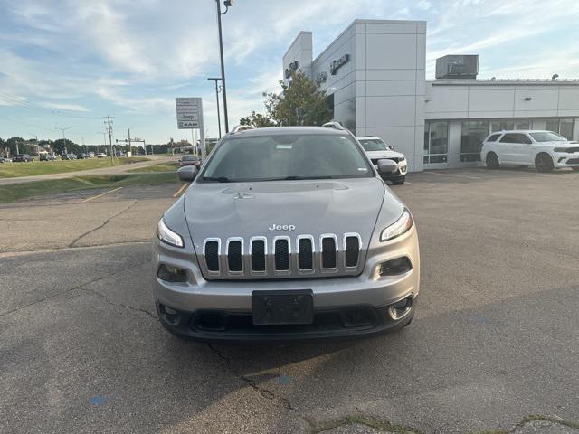 used 2016 Jeep Cherokee car, priced at $14,106