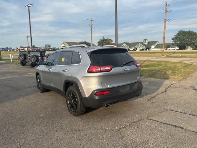 used 2016 Jeep Cherokee car, priced at $14,106