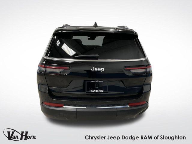 used 2021 Jeep Grand Cherokee L car, priced at $30,775