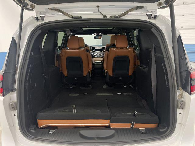 used 2024 Chrysler Pacifica car, priced at $41,385