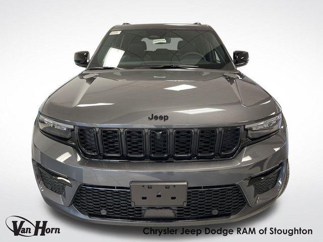 new 2025 Jeep Grand Cherokee car, priced at $48,692