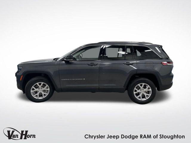 used 2022 Jeep Grand Cherokee car, priced at $34,010