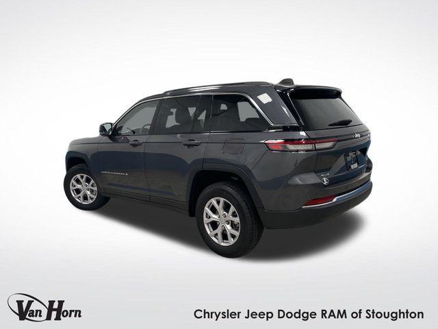 used 2022 Jeep Grand Cherokee car, priced at $34,010